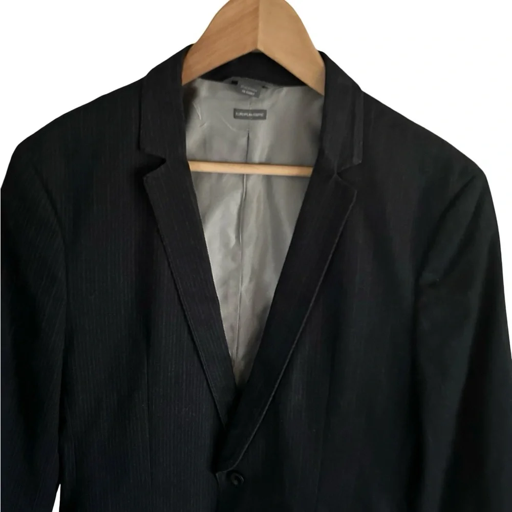 Men’s Armani Exchange A|X Gray Pinstripe European Fabric Blazer Sz 38 Short Y2K